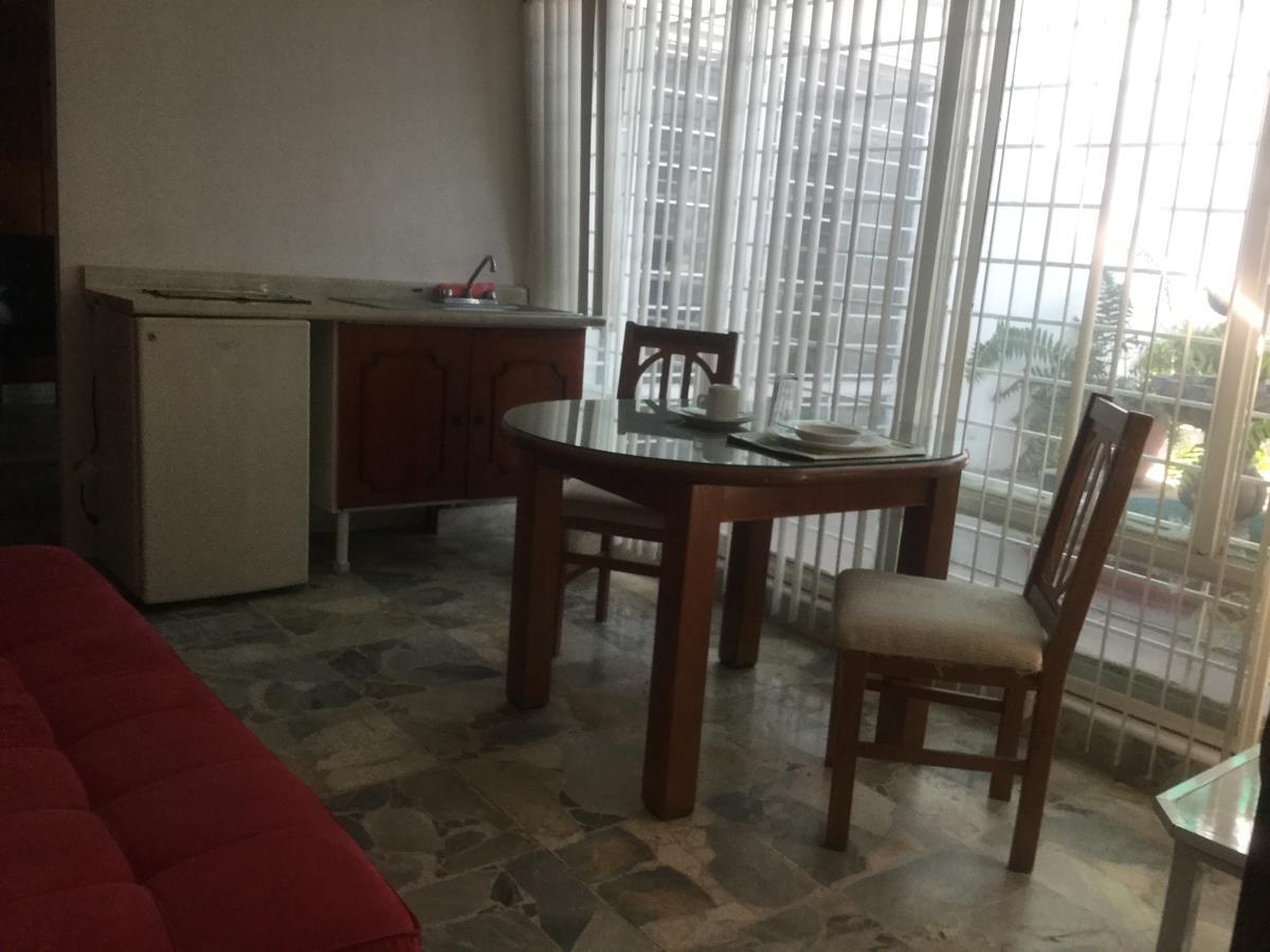 Suites El Retiro Тустла-Гутьеррес Экстерьер фото